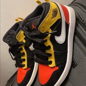 Nike Air Jordan 1 Mid Amarillo Orange SNEAKERS 13 C